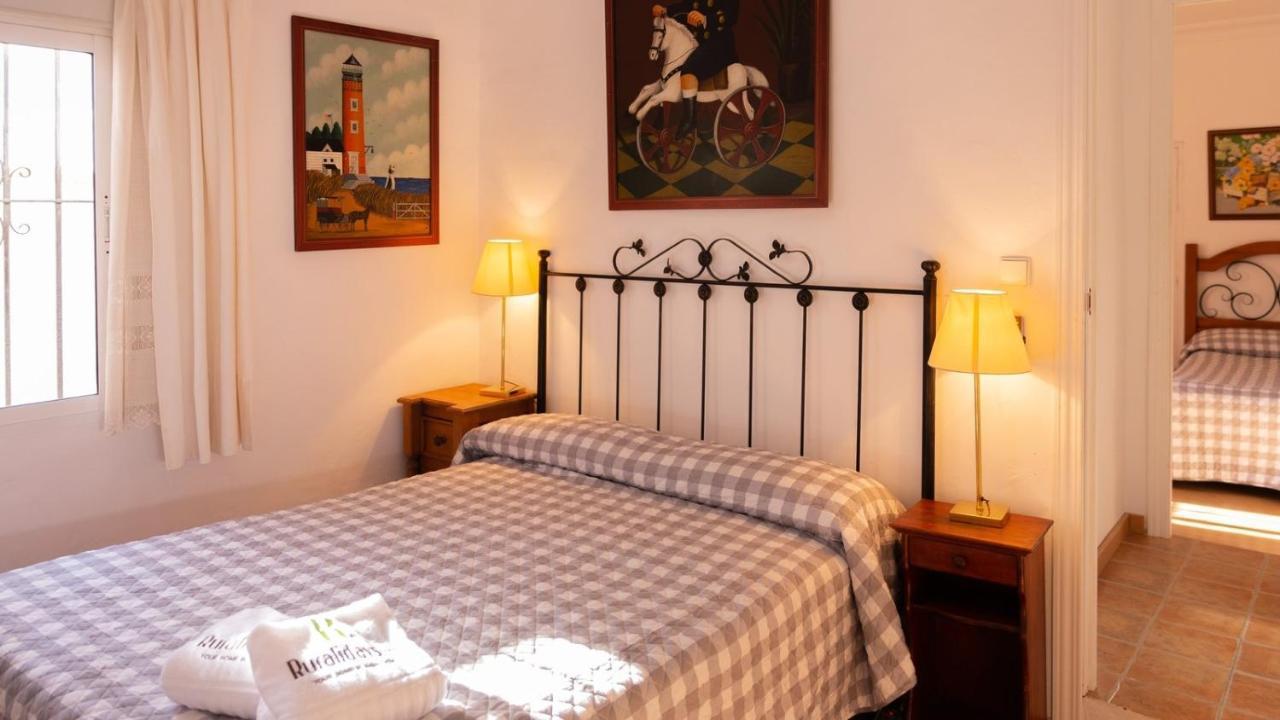 Finca La Canera Alcala De Guadaira By Ruralidays ภายนอก รูปภาพ