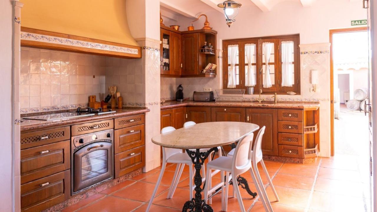 Finca La Canera Alcala De Guadaira By Ruralidays ภายนอก รูปภาพ